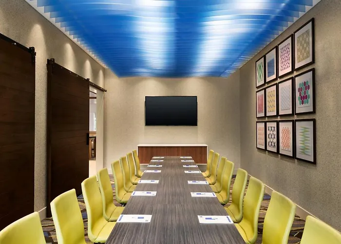 Holiday Inn Express & Suites - Edmonton Sw - Windermere By Ihg